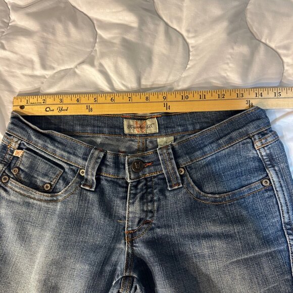 Frankie B Jeans Size 4 Bootcut Bird Embroidered on back pocket Vintage - Picture 4 of 10